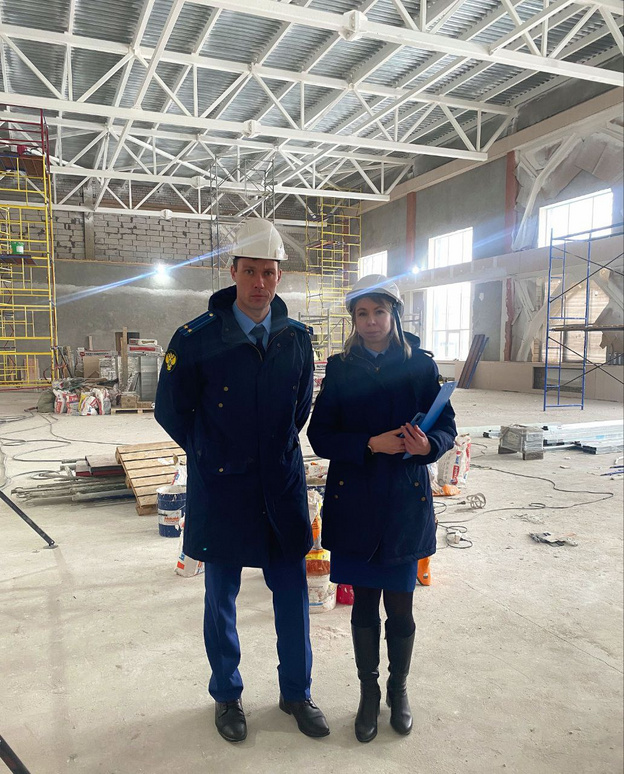 В школы на Рудницкого и в Шевелях приехала прокуратура