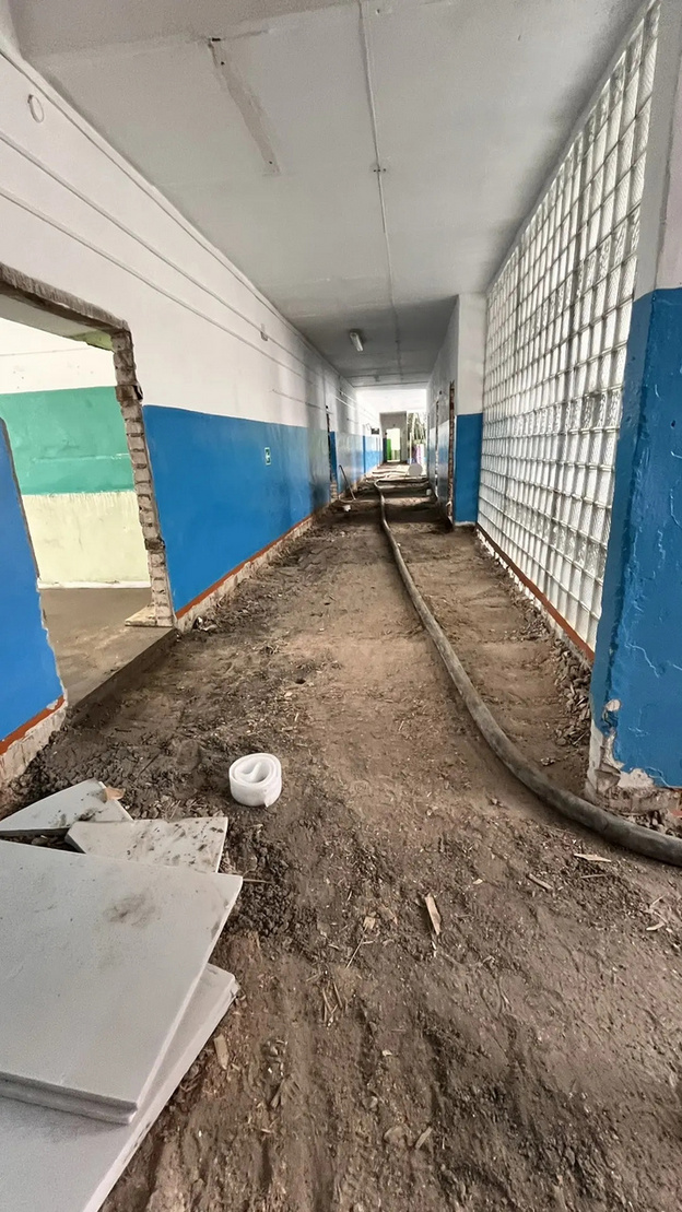 В Кузнецах ремонтируют школу