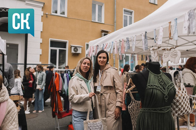 Праздник в честь юбилея Кирова на Пешеходной Спасской. Фотолента