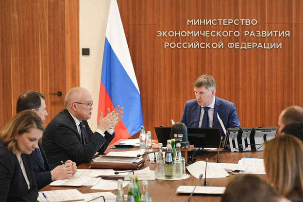 Губернатор Александр Соколов встретился с министром экономического развития РФ