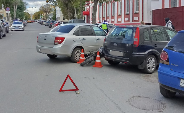 На Московской сбили подростка на электромотоцикле