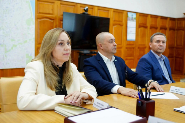 Соколов обсудил работу нового состава Заксобрания с партиями