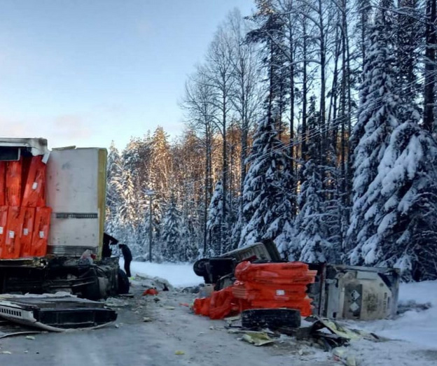На трассе в Кировской области произошло ещё одно ДТП с грузовиками