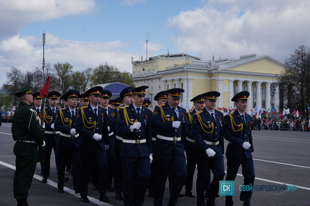 В Кирове прошёл торжественный парад в честь Дня Победы. Фото