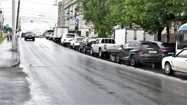 В Кирове приняли первые отремонтированные дороги