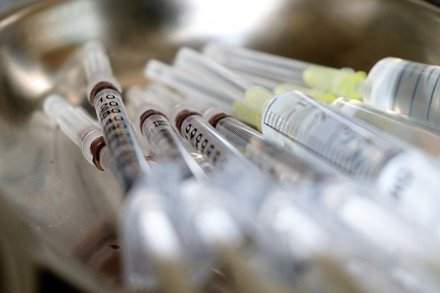Минздрав России уточнил причины для постоянного медотвода от вакцинации