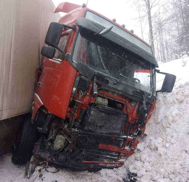В Юрьянском районе в ДТП с грузовиком погиб человек