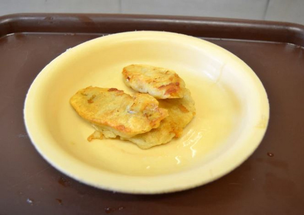 Сотрудники уральской колонии строгого режима показали новогодние блюда для заключённых