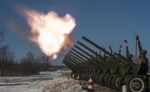 Перед 23 февраля россиян ожидает шестидневная рабочая неделя