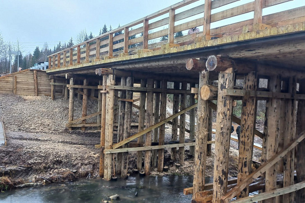 В Нагорском районе отремонтировали мост через реку Белую