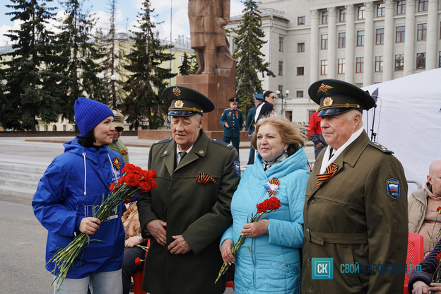 В Кирове прошёл торжественный парад в честь Дня Победы. Фото