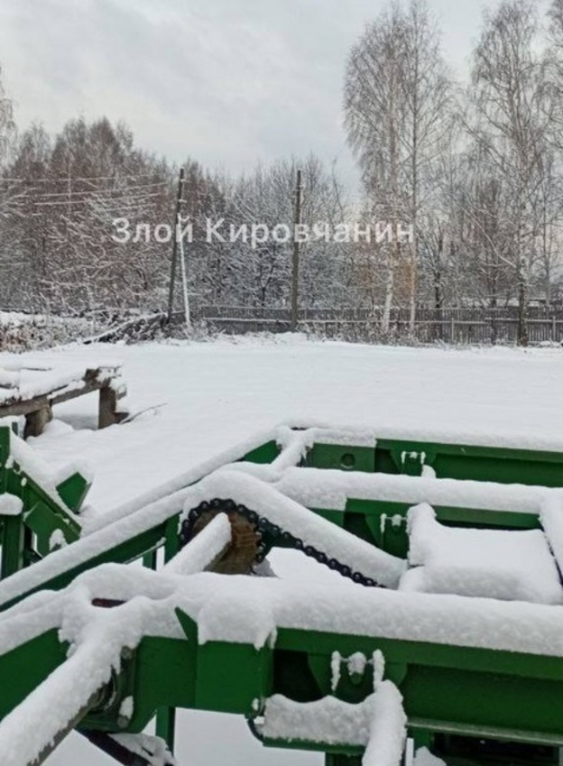Районы Кировской области завалило снегом. Фото