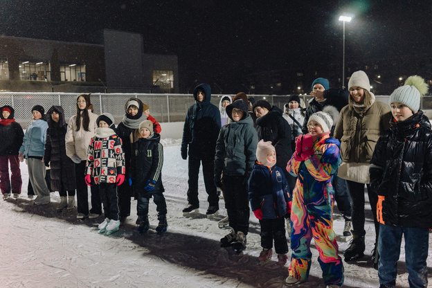 Фигурное катание для всех: фотолента с открытого мастер-класса в Вересниках