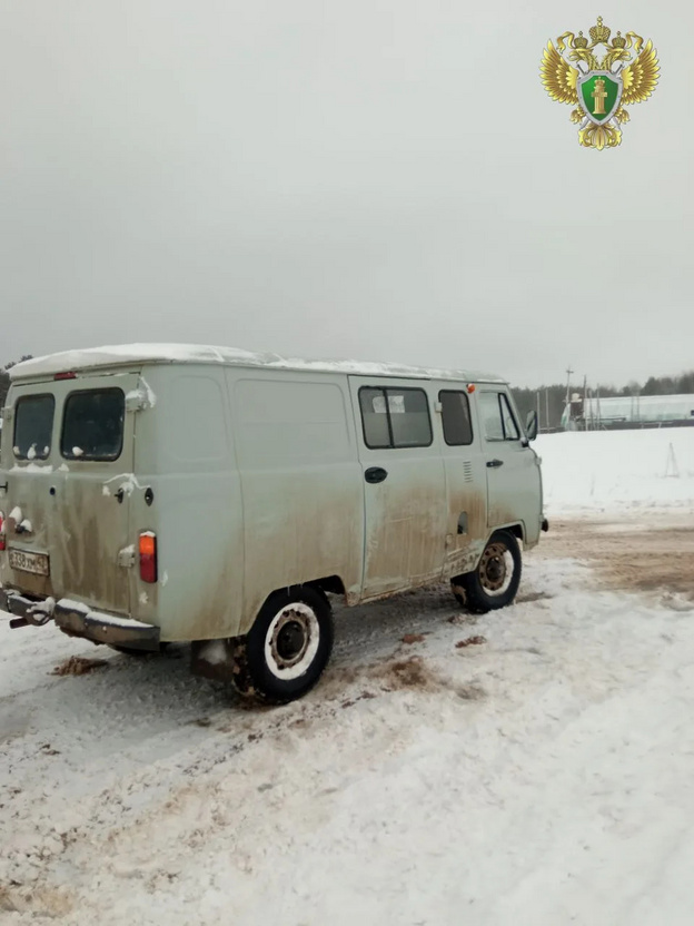 Пьяный житель Верхошижемского района угнал УАЗ