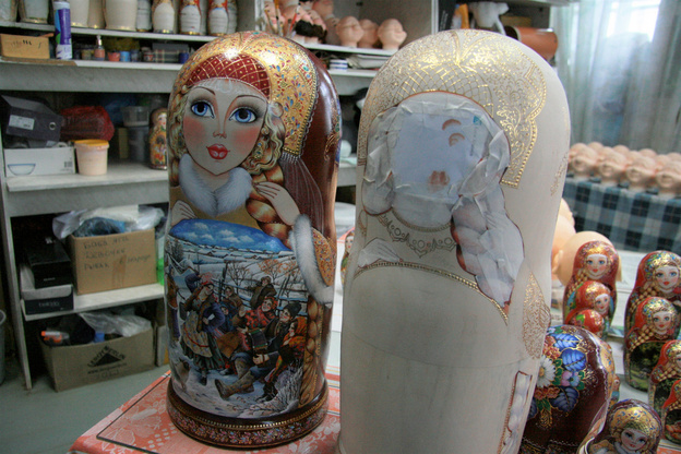 Искусство создания матрёшек: как сейчас поживает популярный народный промысел в Кировской области?