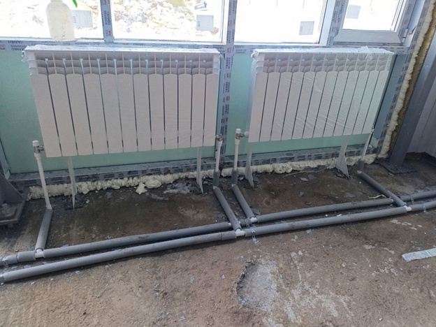 В Вятских Полянах продолжается монтаж модульного бассейна