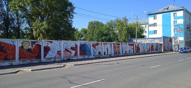 В Кирове испортили граффити, посвящённое Дню Победы