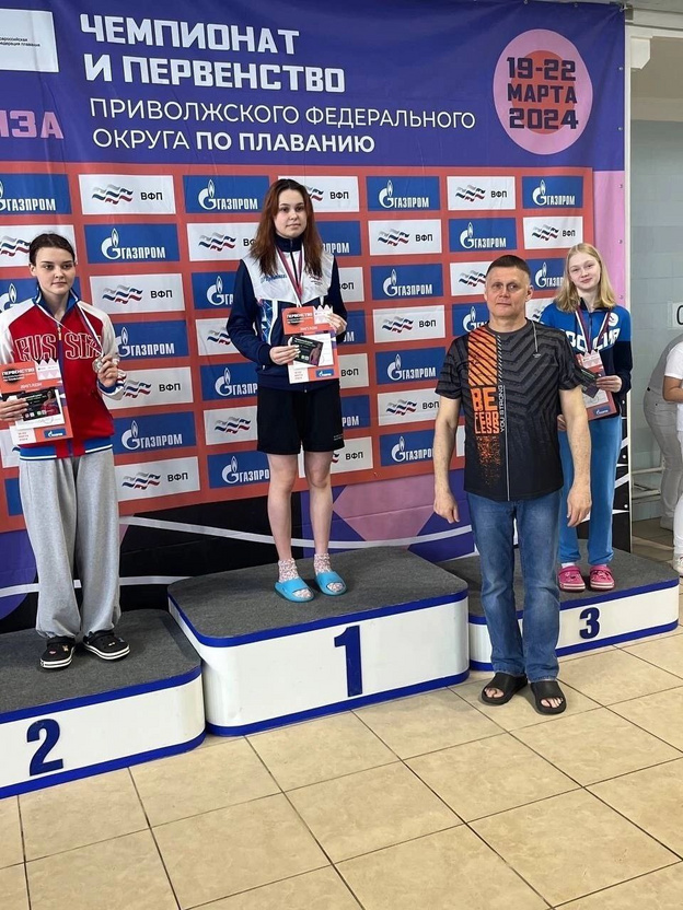 Кировские пловцы завоевали ещё две медали на соревнованиях ПФО