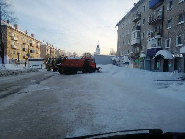 В Кирсе вывезли более чем вдвое больше снега, чем за всю прошлую зиму