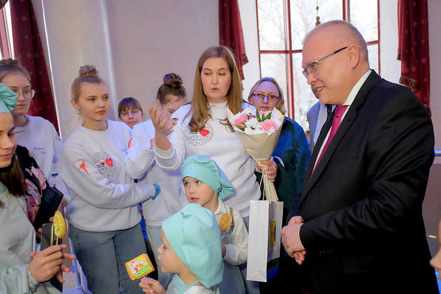 Губернатор дал старт Году семьи в Кировской области