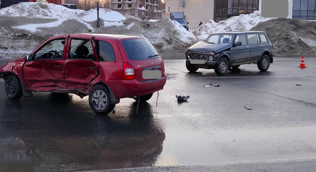 В Кирово-Чепецке «Нива» помяла бок «Калине»