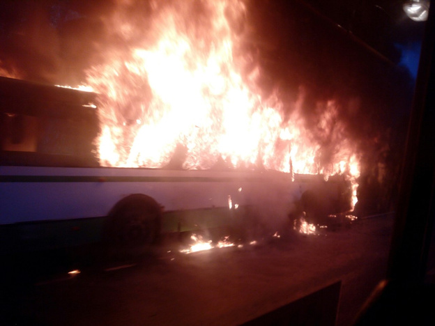 На трассе Киров - Слободской загорелся автобус с пассажирами