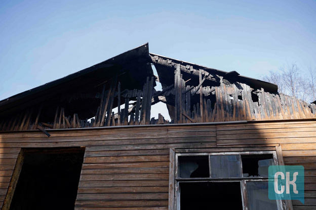 Фоторепортаж с места пожара на Володарского, 72а: что это был за дом и что от него осталось