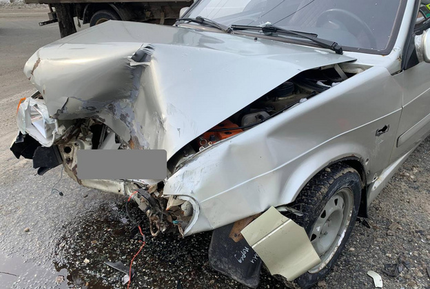 В Кирове столкнулись две «Лады»: пострадал водитель