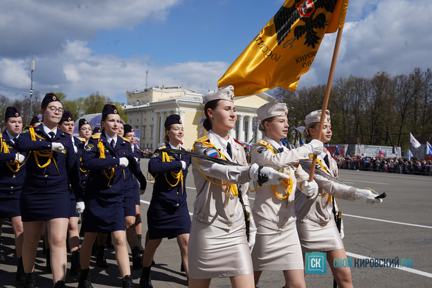 В Кирове прошёл торжественный парад в честь Дня Победы. Фото
