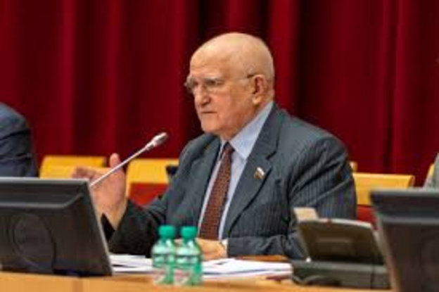 Владимир Бакин оказался в конце рейтинга глав региональных Заксобраний