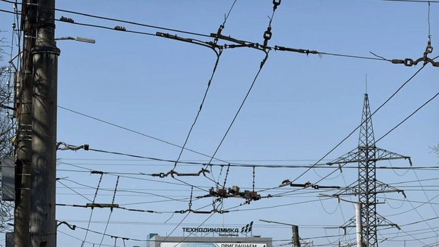 В Кирове натягивают провода