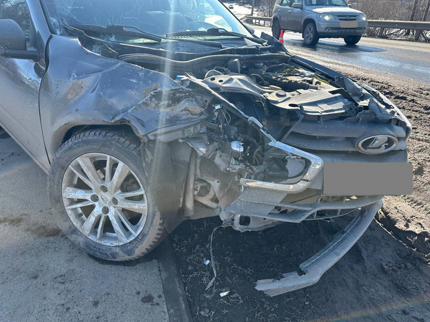 В Кирове столкнулись «Лада Гранта» и «Шевроле Нива»