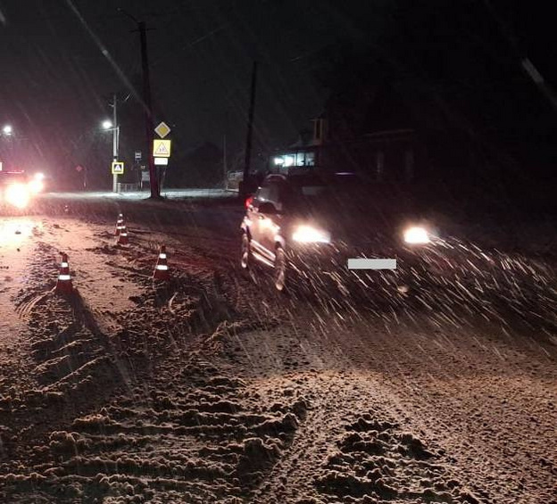 В Омутнинске иномарка сбила пенсионера на улице Трудовые Резервы