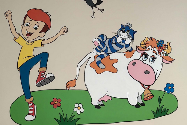 Завершающий штрих: художники украсили новую поликлинику для детей в Слободском