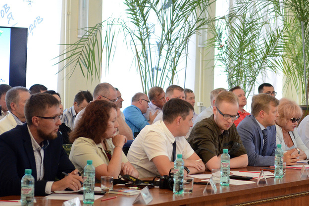 Обсуждение мусорной реформы в Кирове завершилось демаршем власти против общественников