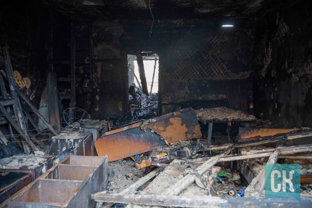 Фоторепортаж с места пожара на Володарского, 72а: что это был за дом и что от него осталось