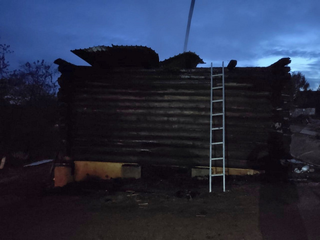 В Слободском районе из-за неисправной печи полностью сгорела частная баня