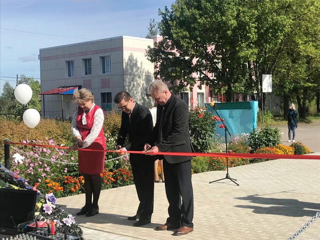 В Орловском районе открыли обновлённый памятник героям войны