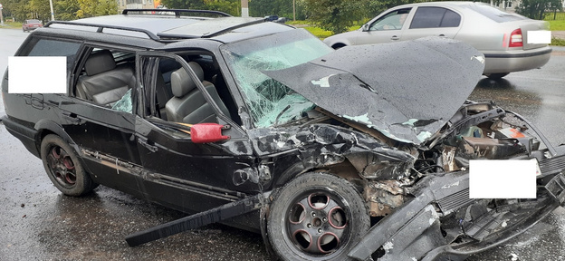 В Нововятске в ДТП с автобусом пострадали два человека