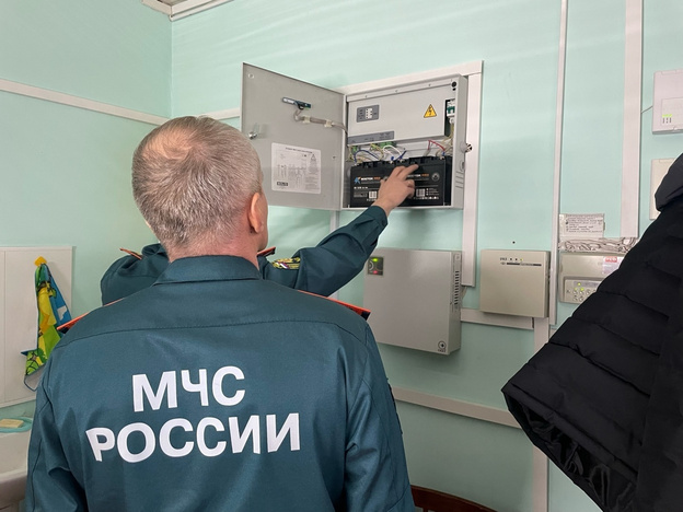 МЧС усилило контроль за безопасностью больниц в Юрьянском районе