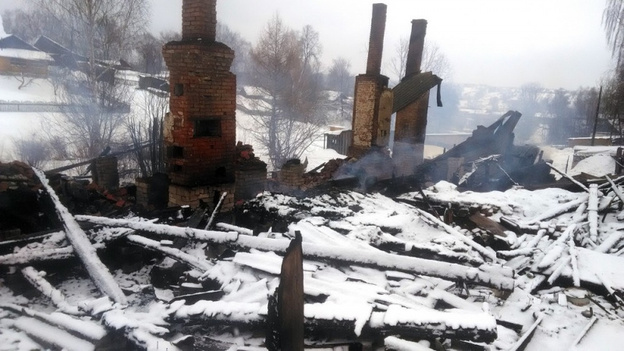 Школьница из Верхошижемья спасла из горящего дома пять семей