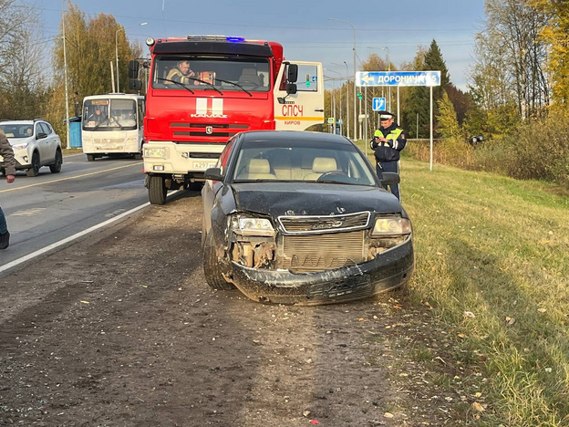 В результате ДТП на Победиловском тракте пострадали три человека