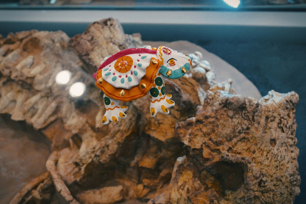 В кировском музее создали парейазавра в стиле дымковской игрушки
