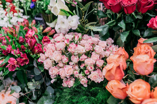 За букетами к празднику - в «Глобус»