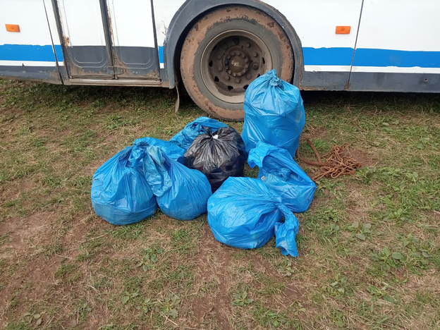 Волонтёры вывезли с Сокольей горы десятки мешков мусора