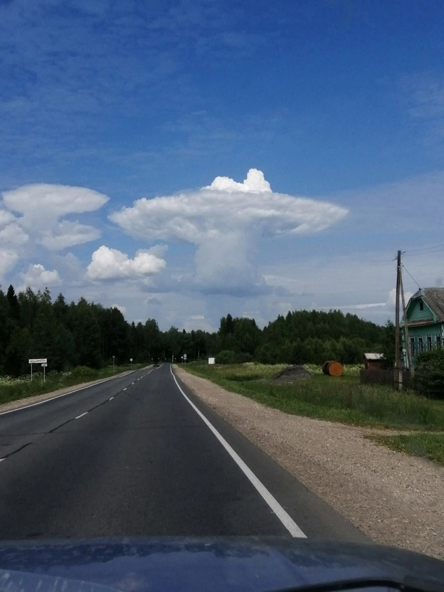 Кировчане заметили облако, похожее на ядерный взрыв