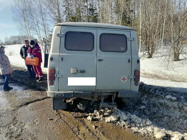В Верхошижемском районе водитель потерял сознание за рулём и съехал в кювет. Позже он скончался