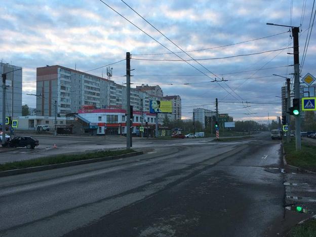 В Кирове за сутки на одном перекрёстке произошло два ДТП. Фото