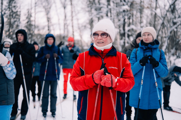 Беговые лыжи для всех: фотолента с открытого мастер-класса для взрослых и детей