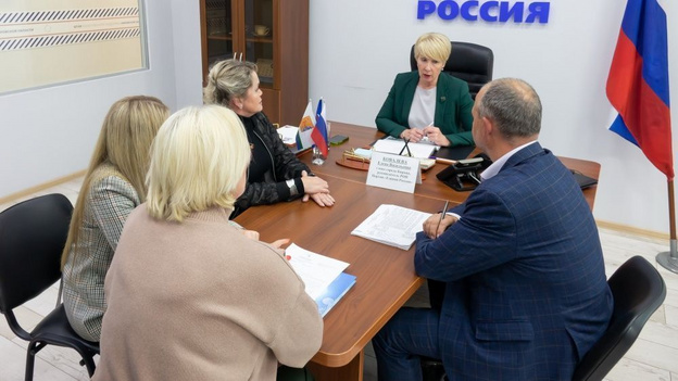Команда «Медведи» попросила включить следж-хоккей в спортшколу